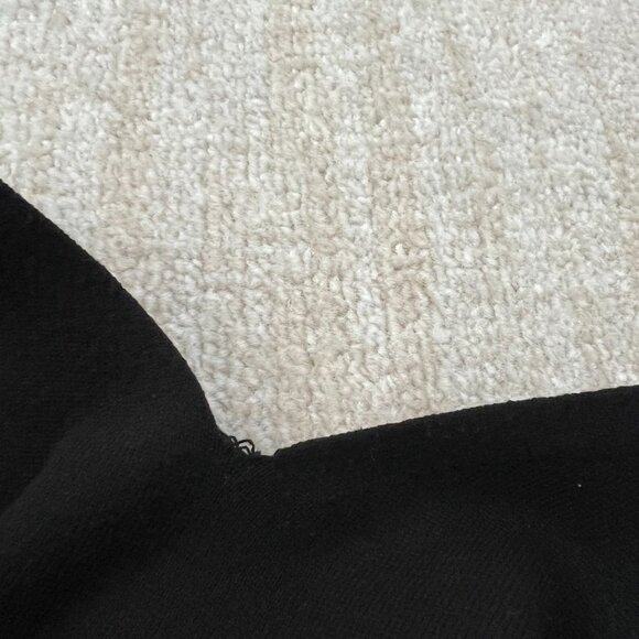 Banana Republic V Neck Sweater Knit Top S - Picture 8 of 9